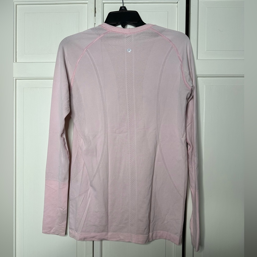 Lululemon Light Pink Swiftly Tech Size 8 - image 4